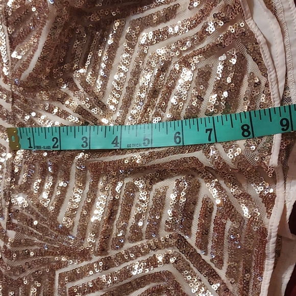Forever 21 sequin top EUC - Picture 8 of 10